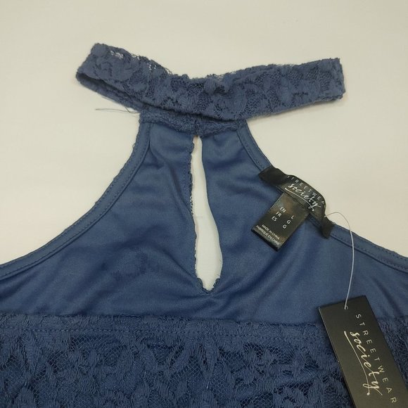 STREETWEAR Society Choker Blouse - Picture 2 of 3